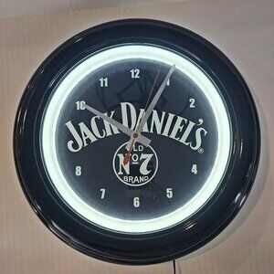 New In Box Black Jack Daniels Old Number 7 Brand LED Neon Light Wall Clock